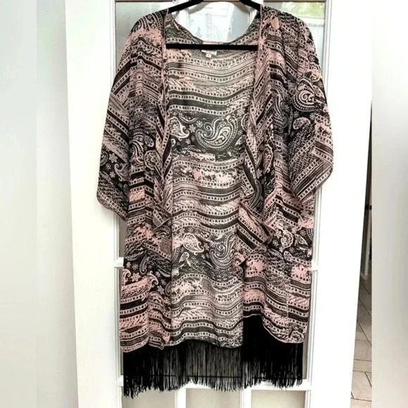 LuLaRoe | Monroe Paisley Boho Aztec Southwestern Print Fringe Kimono Size L - Picture 1 of 5